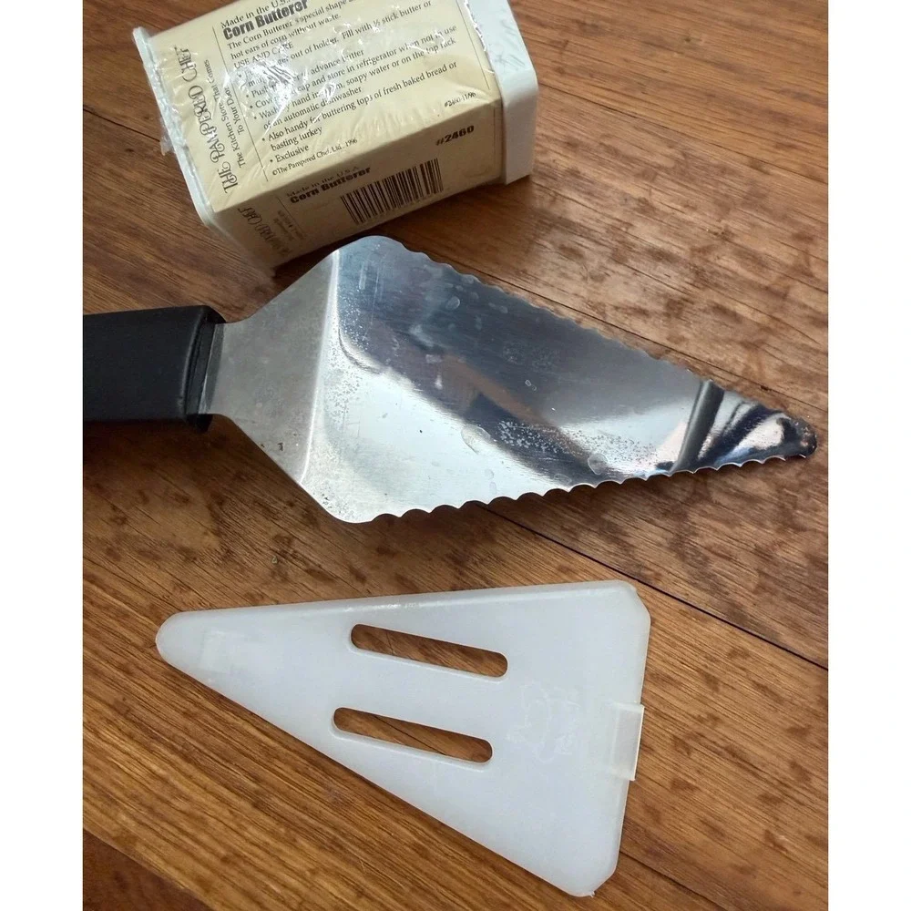 Pampered Chef Pie Server EUC and NEW Butterer #2460 Butter Holder Spreader